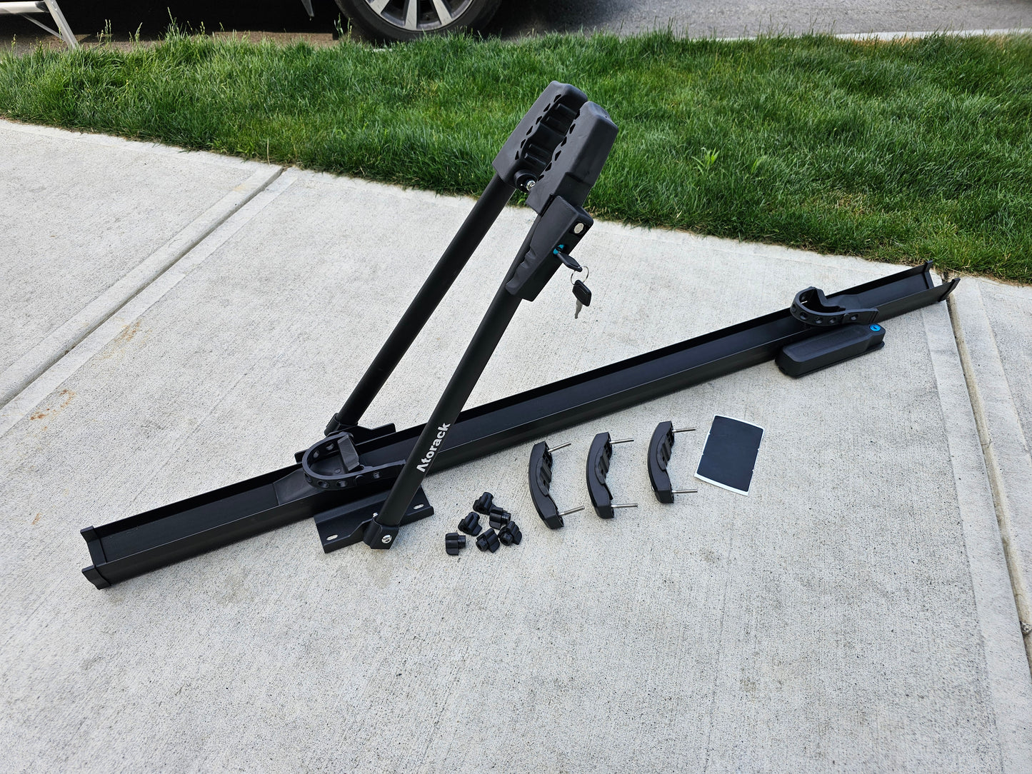 ATORACK Upright Roof Mount Bike Rack Aluminum Rooftop Bike Carrier Black Two Locking Systems