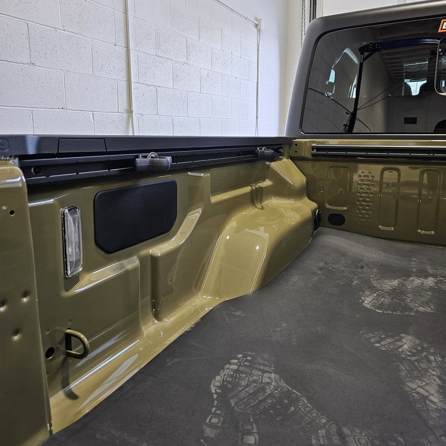 Trail Rail Cargo Management System for 2020+ Jeep Gladiator JT Truck Bed Tie Down Rails