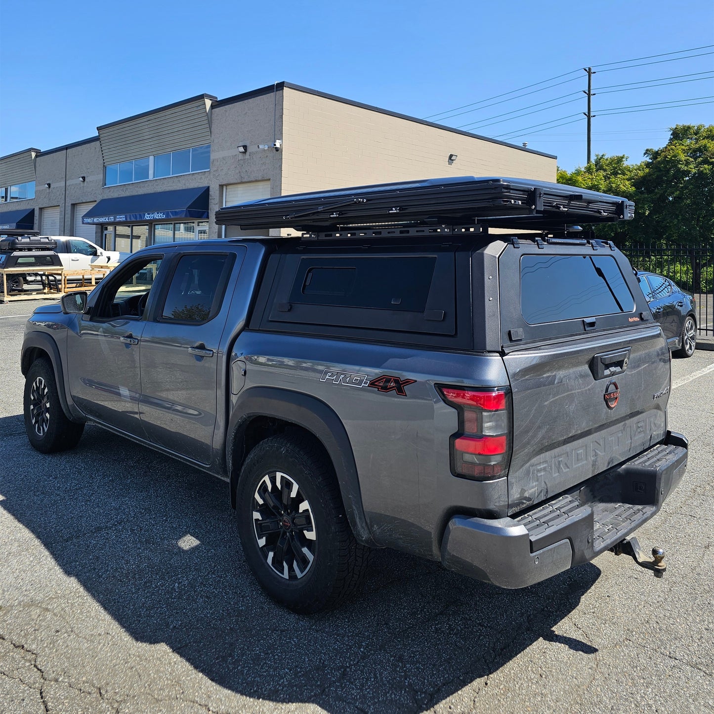 Smart canopy special for Nissan Frontier 5FT truck bed caps Aluminum Gullwing side doors