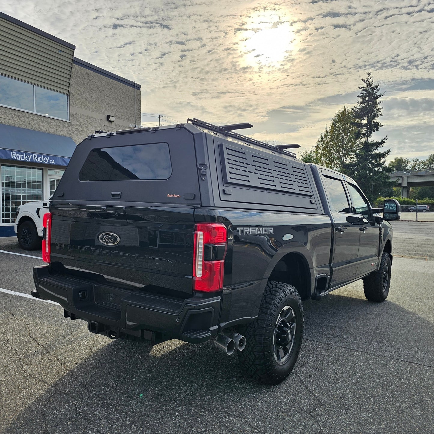 FORD F250/350 6.75" smart canopy truck caps bed cover Aluminum Gullwing side doors