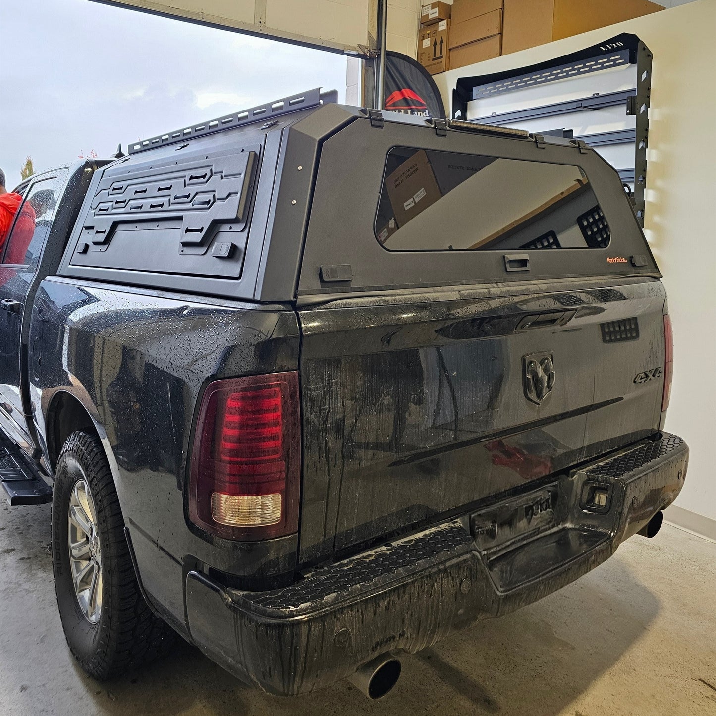 RAM 1500 smart canopy 5.7/6.4FT truck caps pickup truck bed parts Aluminum or steel, Gullwing side doors