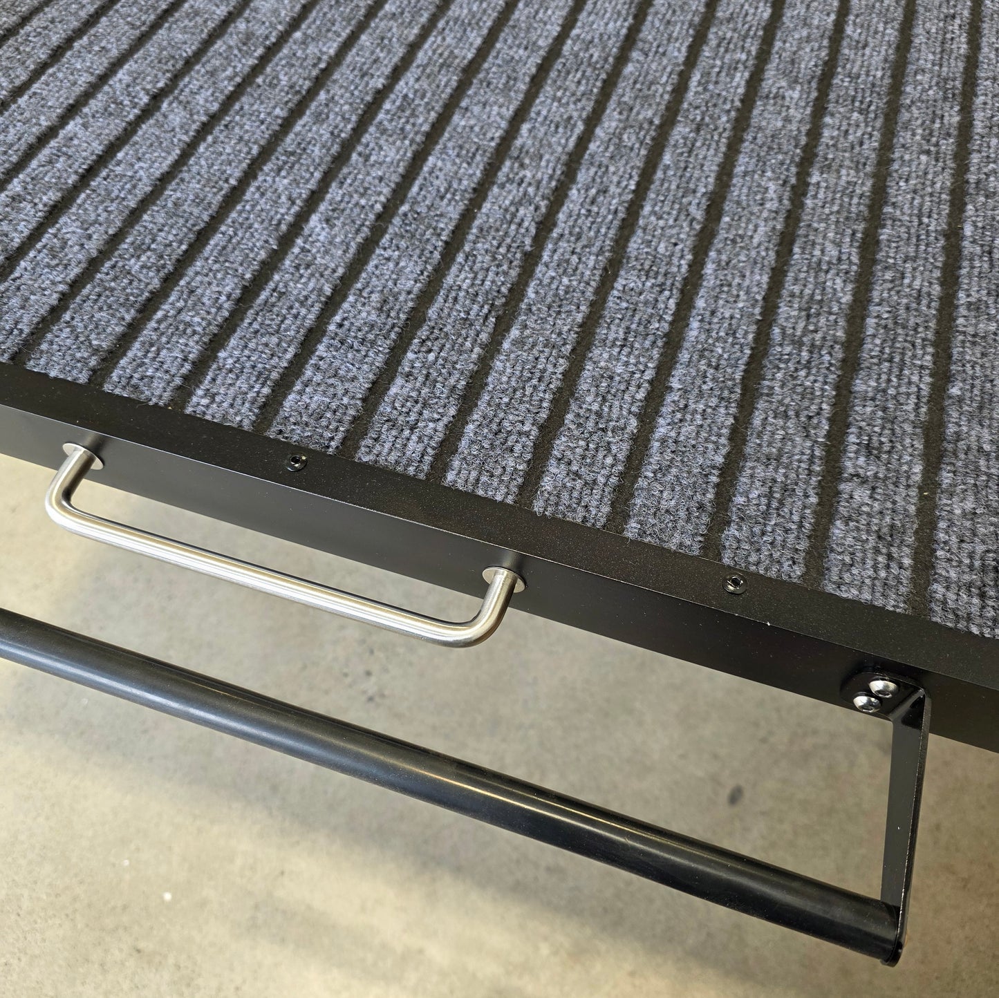 Light Cavalry Heavy Duty Truck Bed Storage Tray with 1000 lbs Capacity, Aluminum tray and steel rails,2-Postion Slide Out.