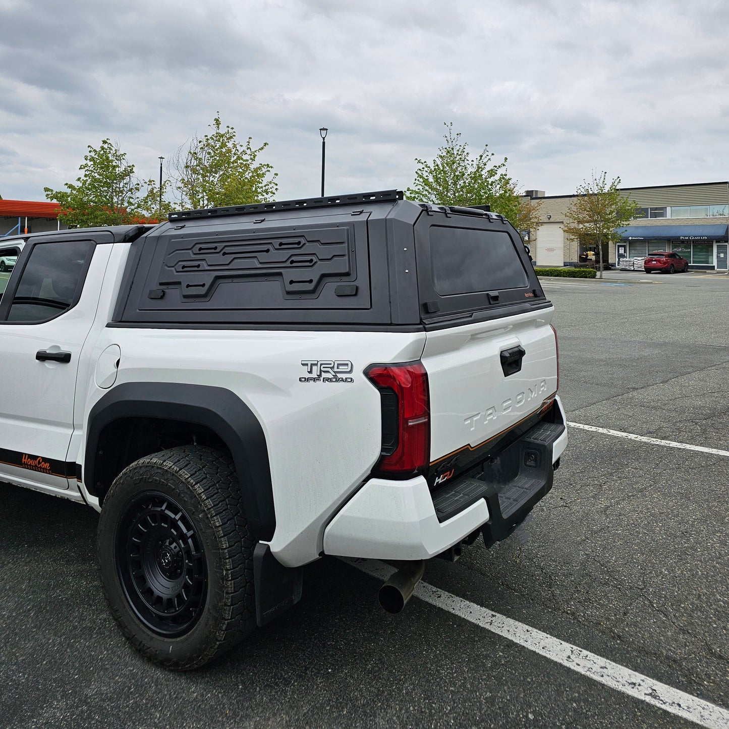 TOYOTA TACOMA Truck canopy caps pickup truck bed cover Aluminum or steel, Gullwing side doors