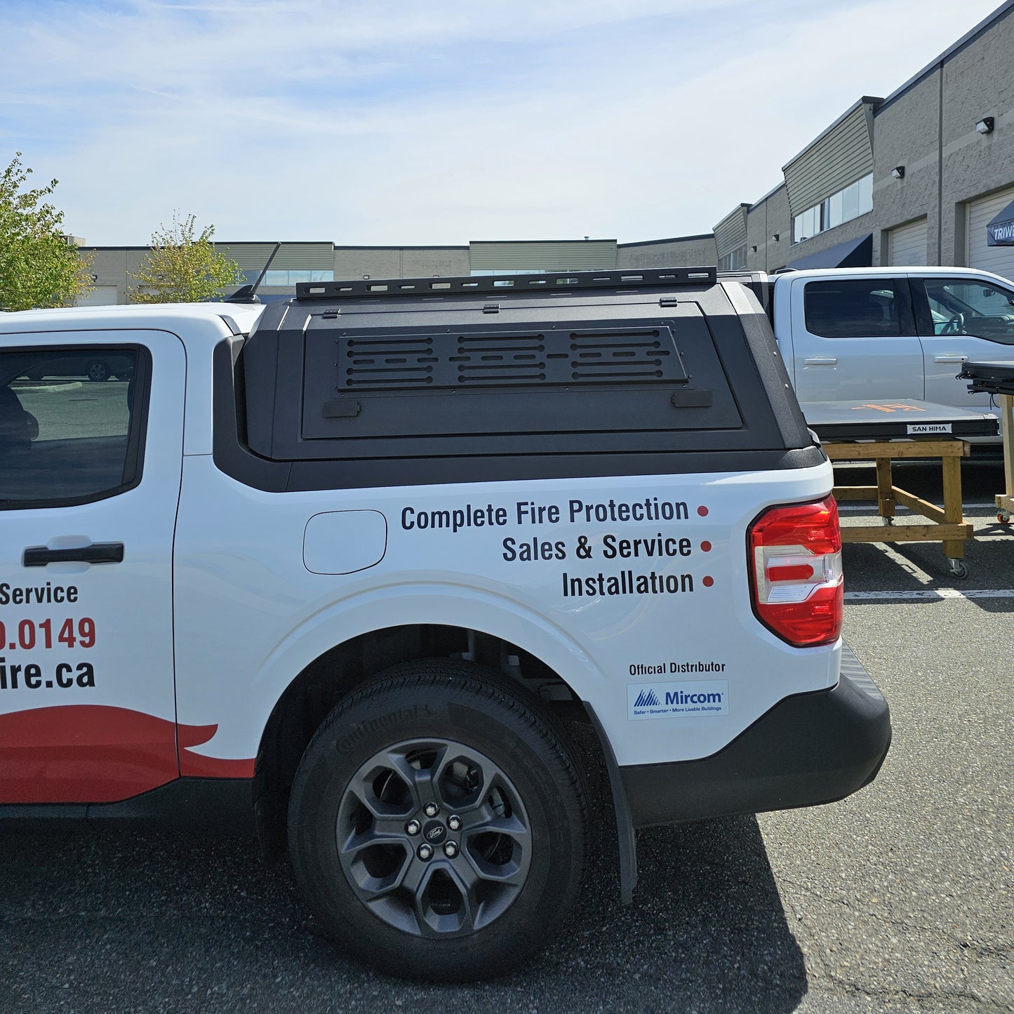 FORD Ranger Maverick Truck canopy truck caps Aluminum gullwing side doors with molle panels/sliding windows bed cover