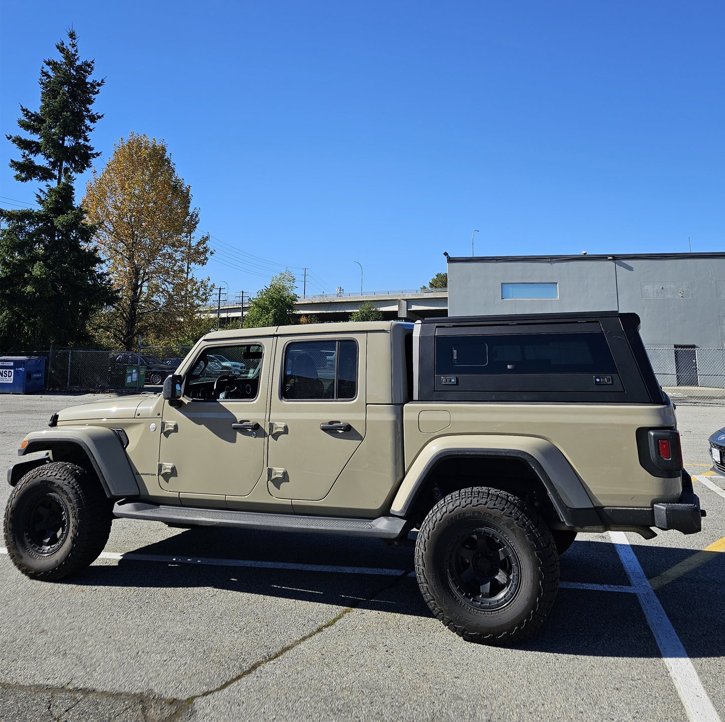 Light Cavalry Series smart canopy Aluminum  Ultralight 130-160lbs JEEP Gladiator RAM 1500