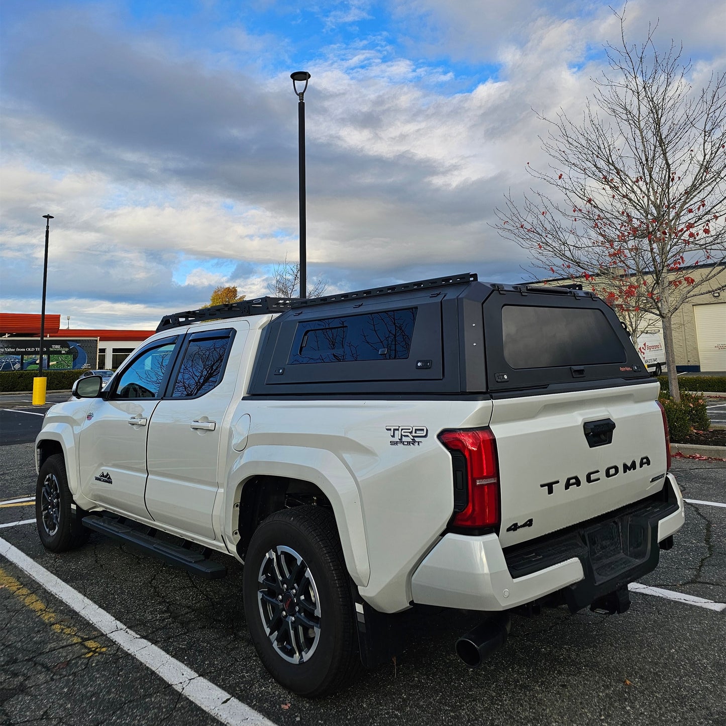 TOYOTA TACOMA Truck canopy caps pickup truck bed cover Aluminum or steel, Gullwing side doors