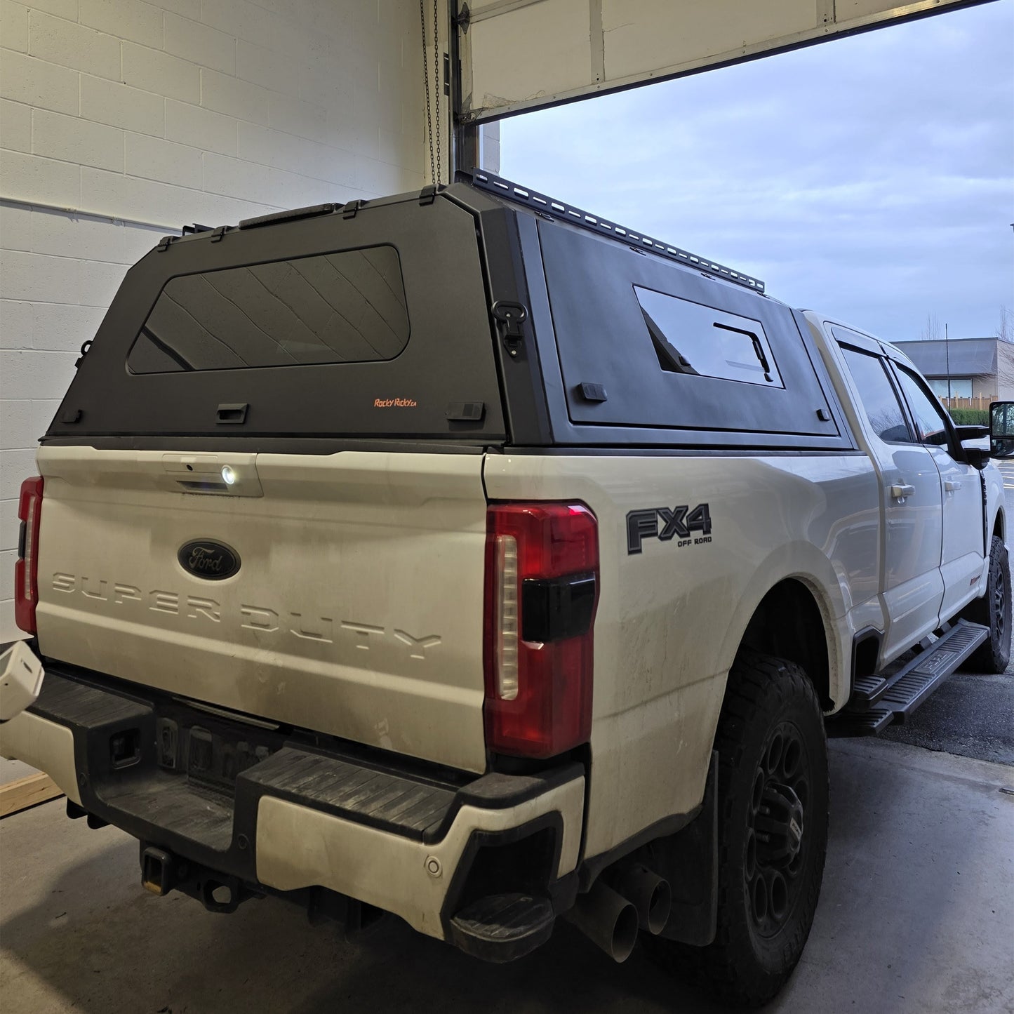 FORD F250/350 6.75"  Truck  canopy caps bed cover Aluminum Gullwing side doors