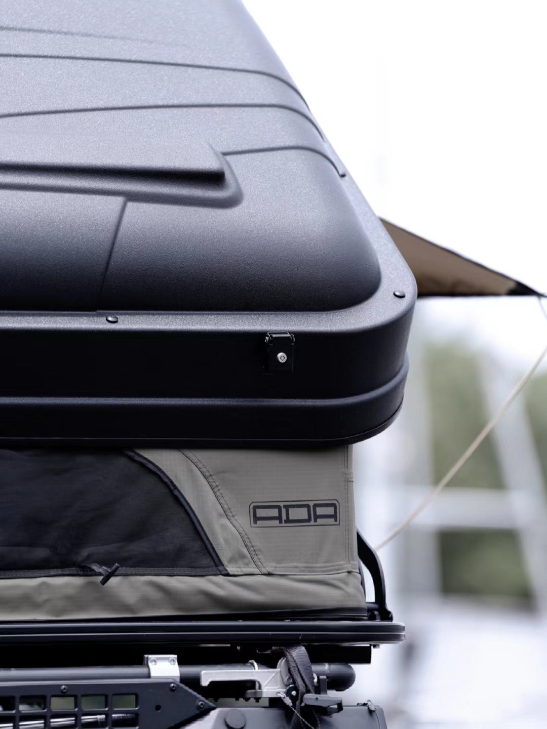 ADA ROOF TOP TENT PS160  LINE-X HARD SHELL STYLE best off-road rtt 2-3 people truck camping
