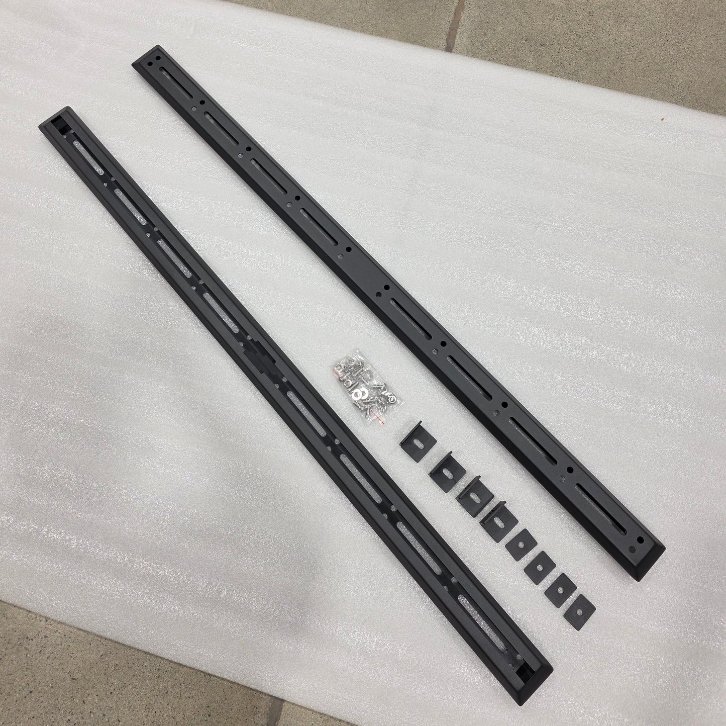 Heavy-Duty Steel crossbars Fit Truck Canopy with U-shaped steel roof rails Compatible with rooftop tents, ladders, kayaks, and other gear