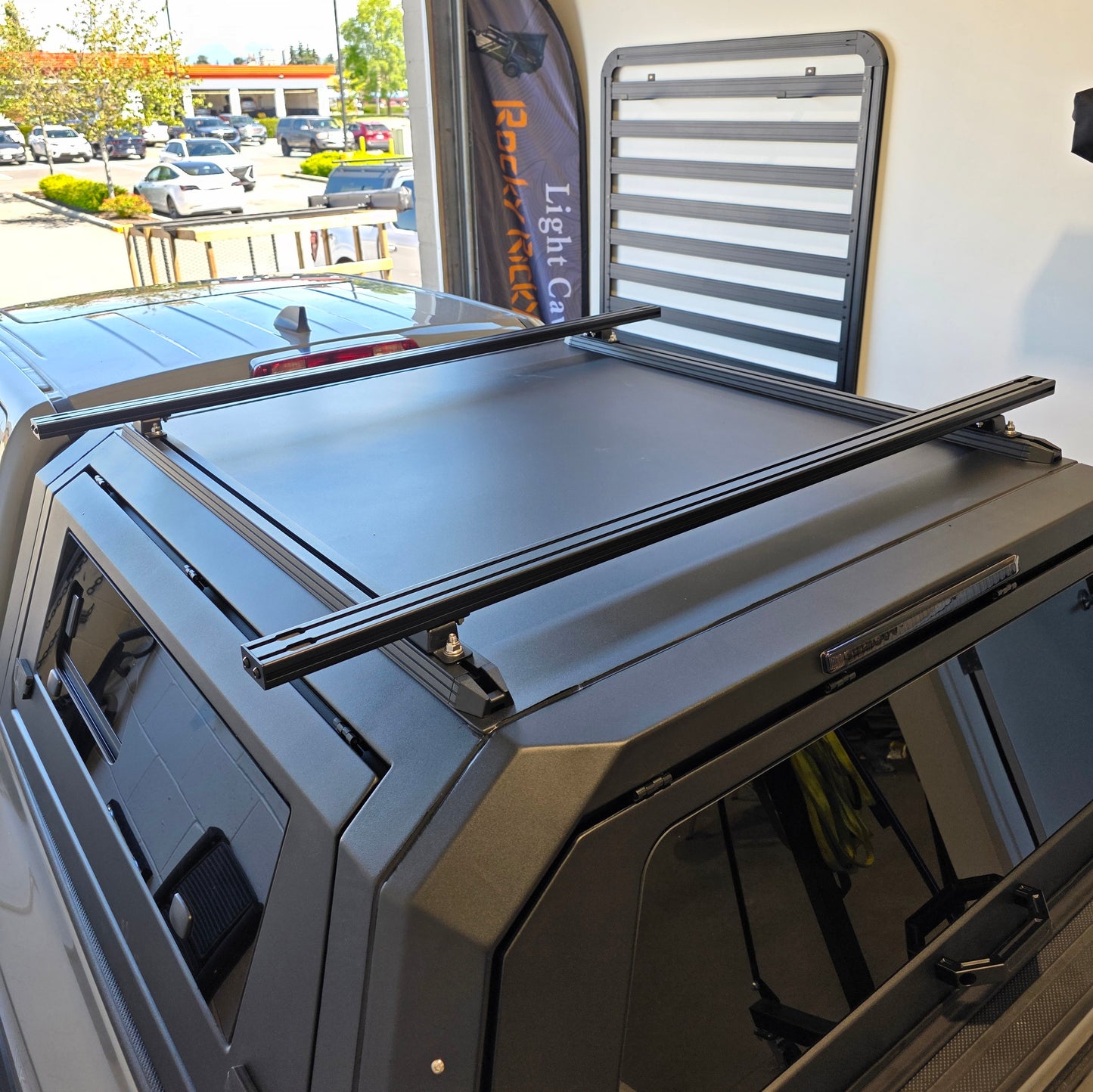 Truck canopy special for Nissan Frontier 5FT truck bed caps Aluminum Gullwing side doors